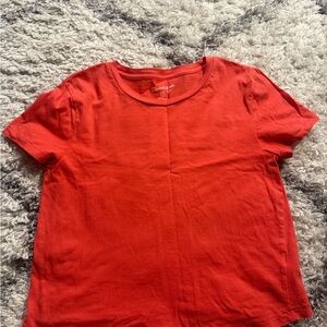 Universal Thread Women's Bright Red Short Sleeve Tee